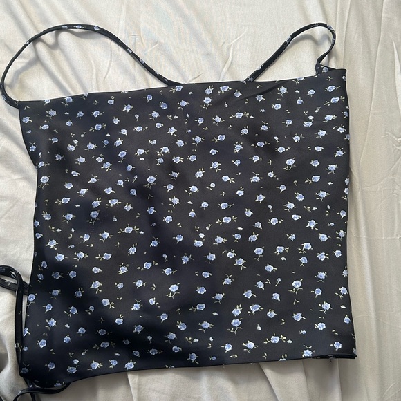 brand new with tags!! garage satin top ties in the back extra small - Picture 3 of 3